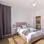 Апартаменти Lxr Bellavista 3hab. Next To Sea *
